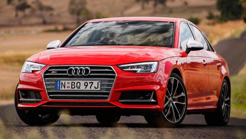 Hình ảnh xe Audi S4 mới nhất 35