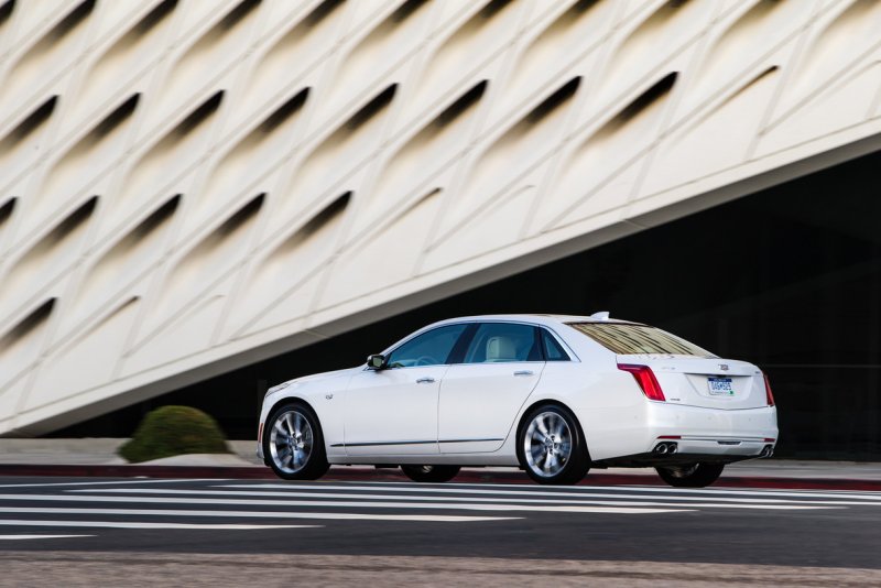 Hình ảnh xe Cadillac CT6 đa phong cách 17