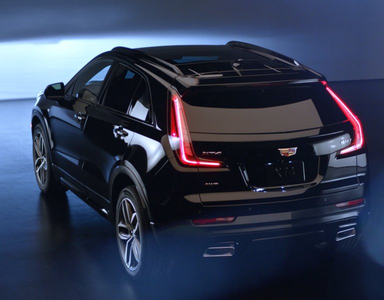 Hình ảnh xe Cadillac XT4 đẹp nhất hiện nay 5