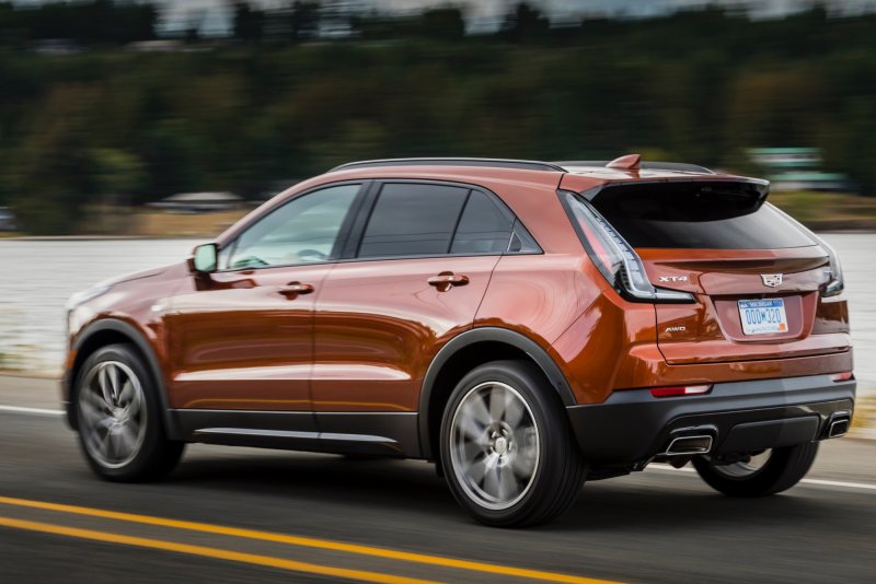 Hình ảnh xe Cadillac XT4 đẹp nhất hiện nay 10