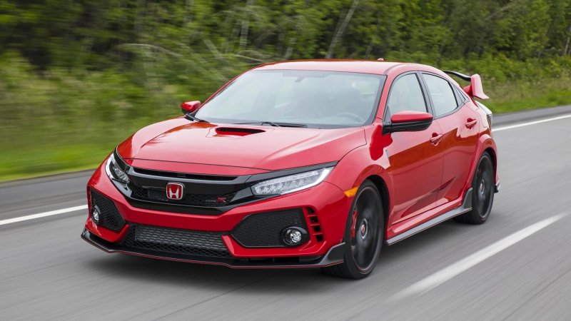 Hình ảnh xe Honda Civic Type R từ góc độ đẹp 16