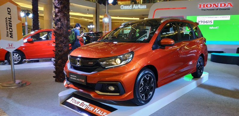 Hình ảnh xe Honda Mobilio sắc nét và đẹp mắt 9