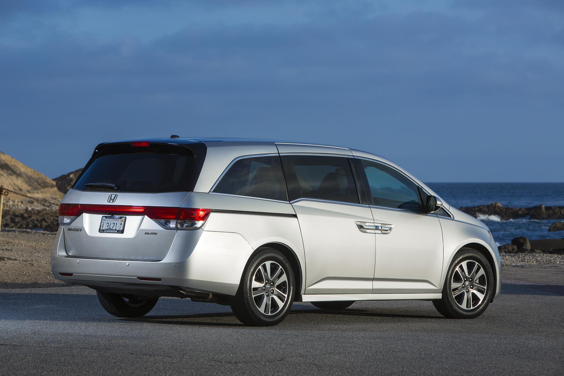 Hình ảnh xe Honda Odyssey chất lượng siêu nét 13