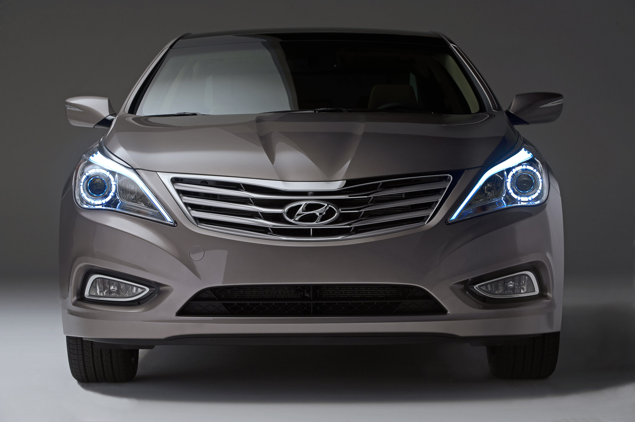 Hình ảnh xe Hyundai Grandeur sắc nét và đẹp mắt 5