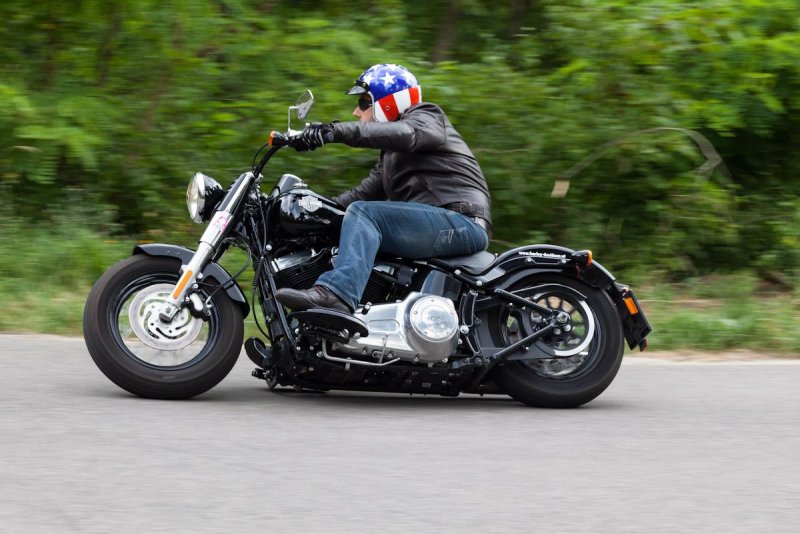 Hình ảnh xe máy Softail Slim độ độc nhất vô nhị 18