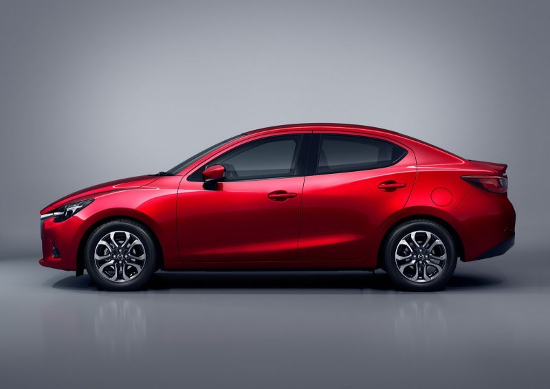 Hình ảnh xe Mazda 2 đời mới chất lượng cao 17