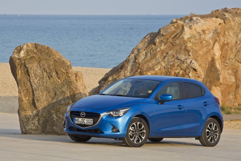 Hình ảnh xe Mazda 2 đời mới chất lượng cao 20