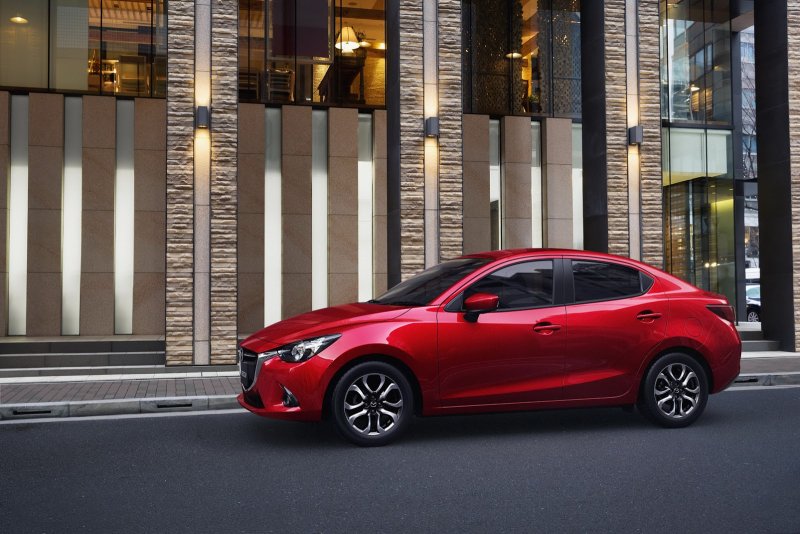 Hình ảnh xe Mazda 2 đời mới chất lượng cao 22