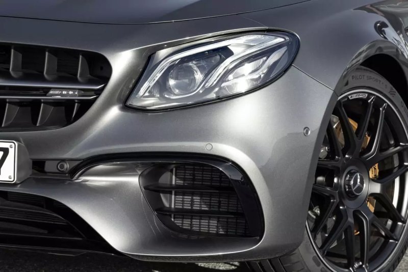 Hình ảnh xe Mercedes AMG E63 mới nhất 5