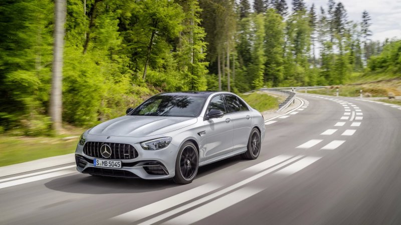 Hình ảnh xe Mercedes AMG E63 mới nhất 11