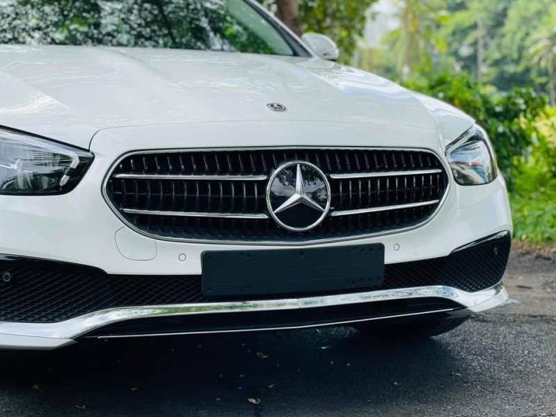 Hình ảnh xe Mercedes E180 chất lượng cao 25