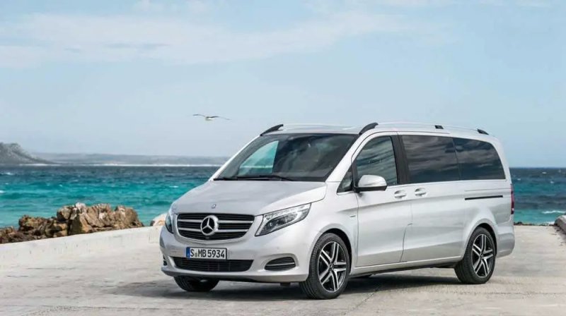 Hình ảnh xe Mercedes V250 sang trọng 3