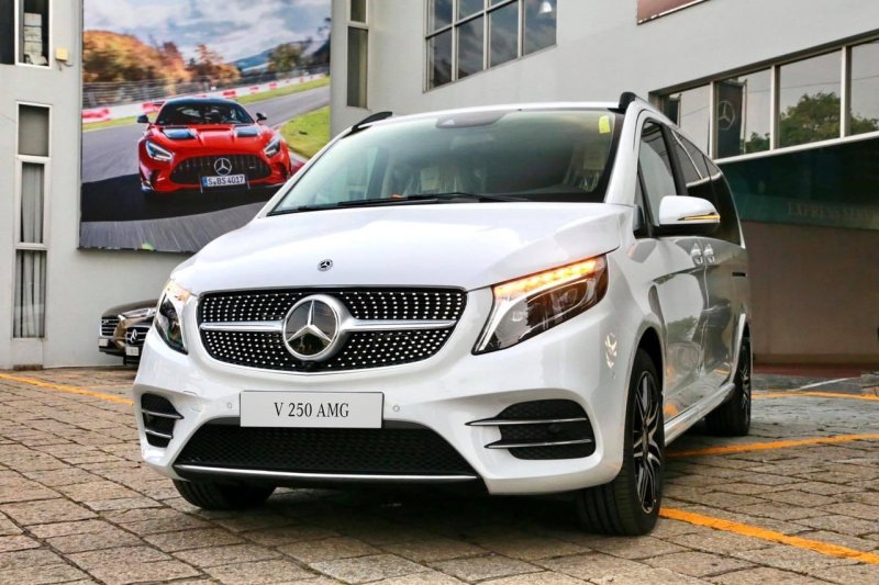 Hình ảnh xe Mercedes V250 sang trọng 19