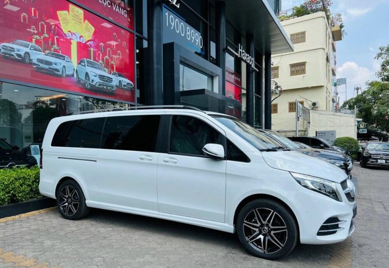 Hình ảnh xe Mercedes V250 sang trọng 21