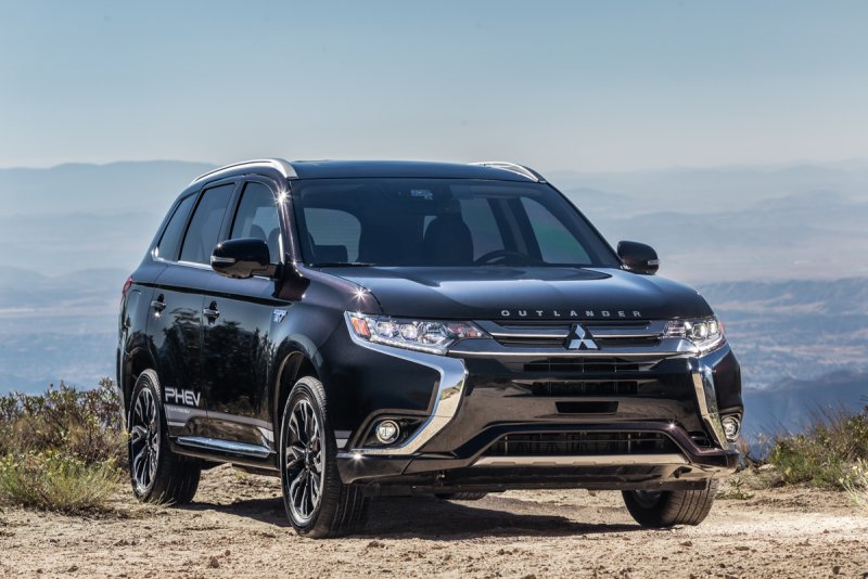 Hình ảnh xe Mitsubishi Outlander đỉnh cao 34