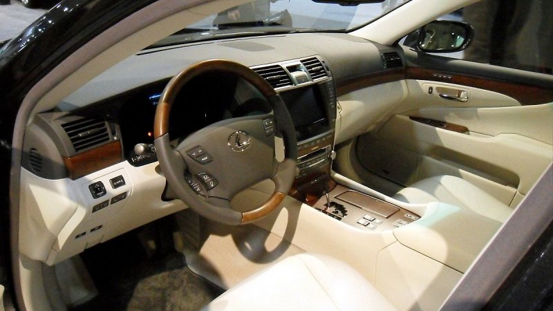 Hình Lexus LS460 đẹp từ mọi góc độ 2