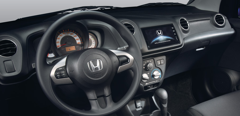 Hình nội thất sang trọng của xe ảnh xe Honda Brio 4