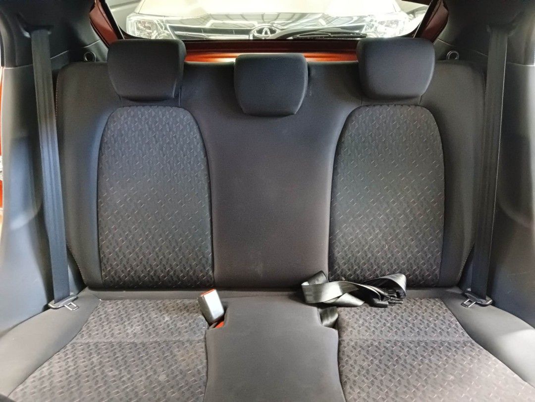 Hình nội thất sang trọng của xe ảnh xe Honda Brio 11