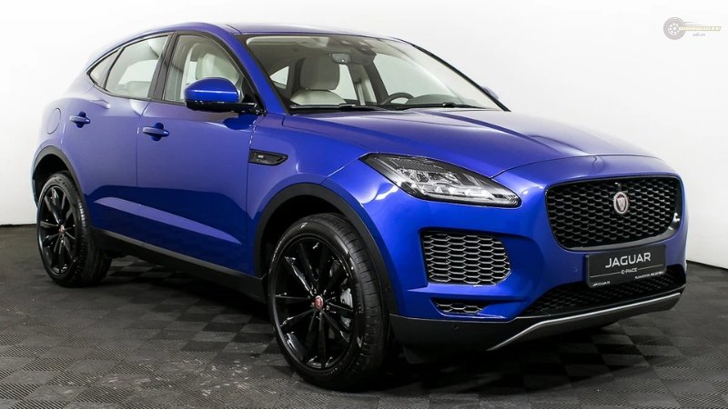 Jaguar E-Pace 03