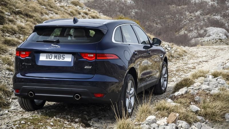 Jaguar F-Pace hình ảnh xe sang trọng 6