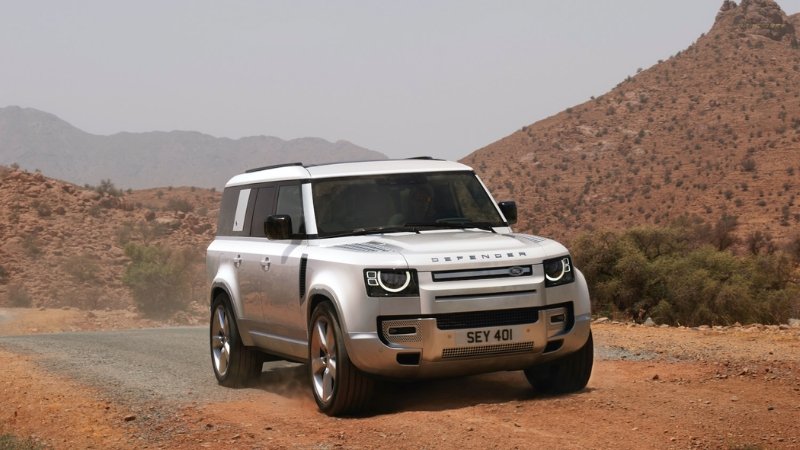 Land Rover Defender 02