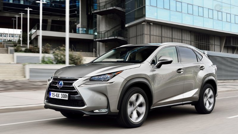 Lexus NX300 03