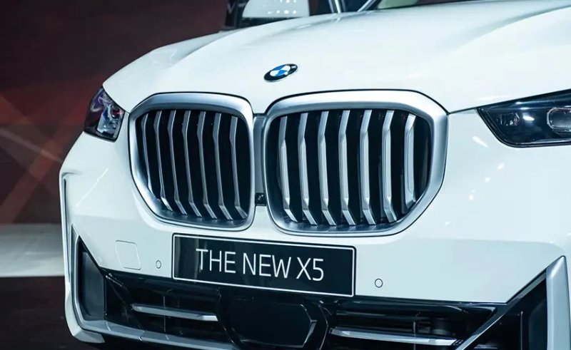 Mãn nhãn với hình ảnh xe BMW X5 siêu đẹp 10