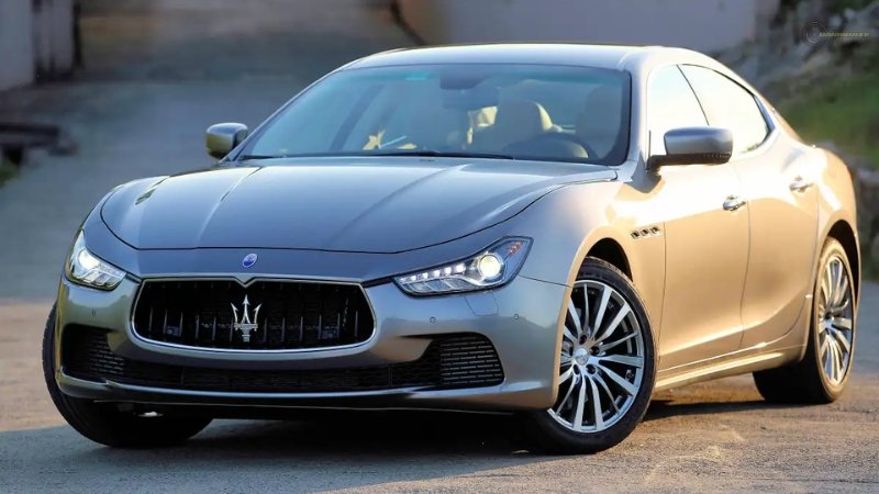 Maserati Ghibli 02