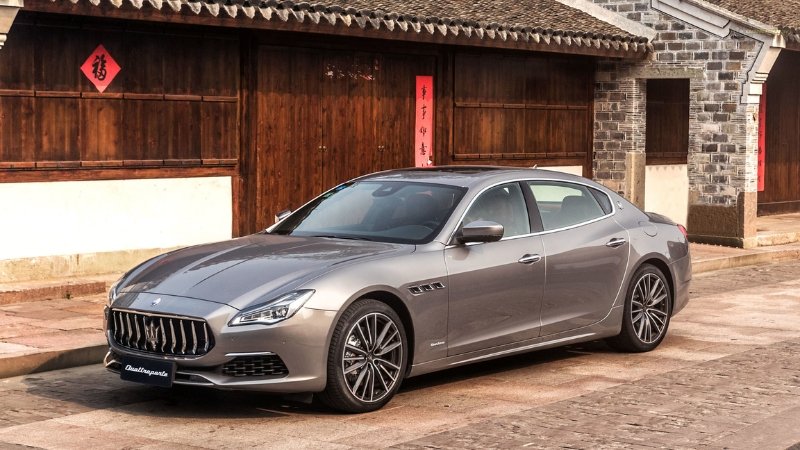 Maserati Quattroporte 02