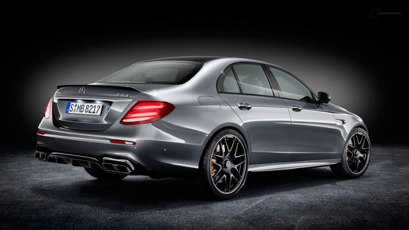 Mercedes AMG E63 02