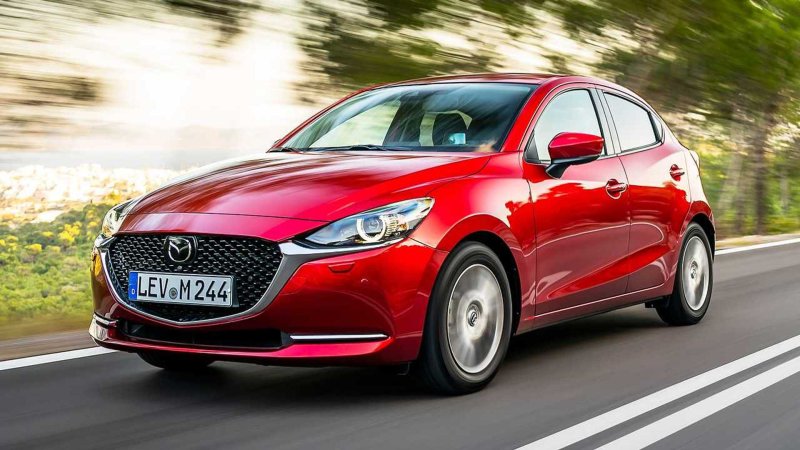 Ngắm nhìn chi tiết ngoại thất của dòng xe Mazda 2 Hatchback 29