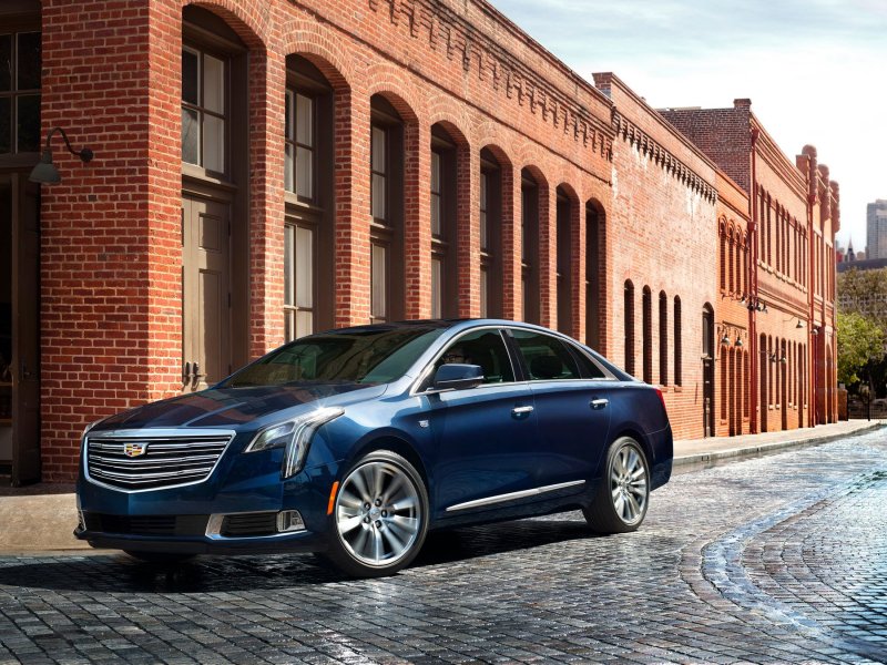 Ngoại thất bắt mắt của xe Cadillac XTS 3