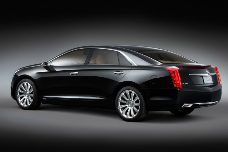 Ngoại thất bắt mắt của xe Cadillac XTS 5