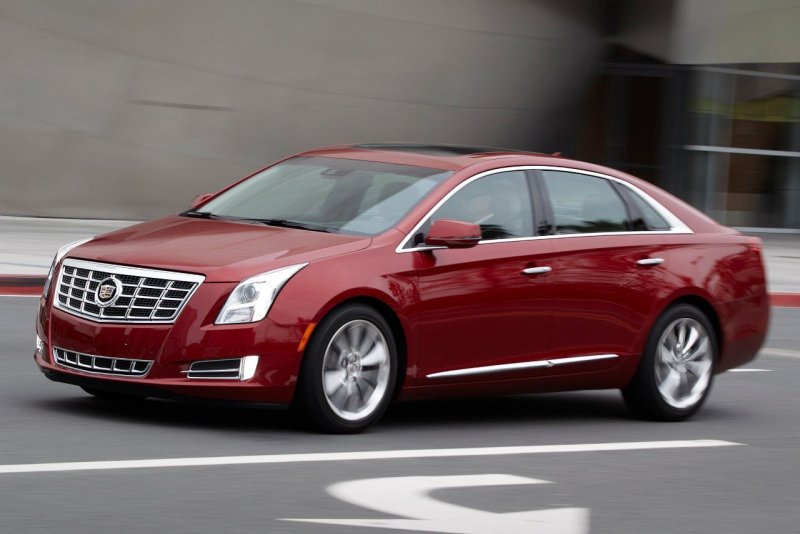 Ngoại thất bắt mắt của xe Cadillac XTS 19