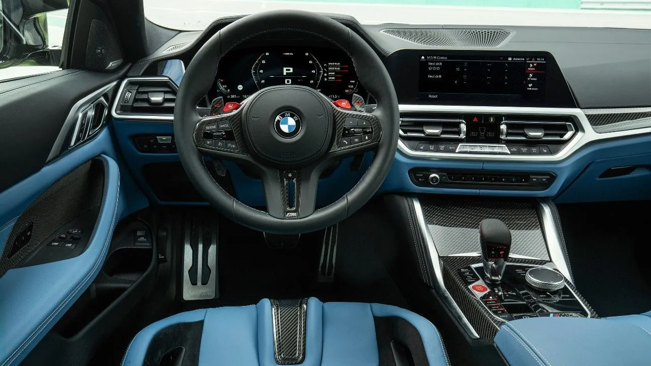 Nội thất sang trọng của xe BMW M4 4