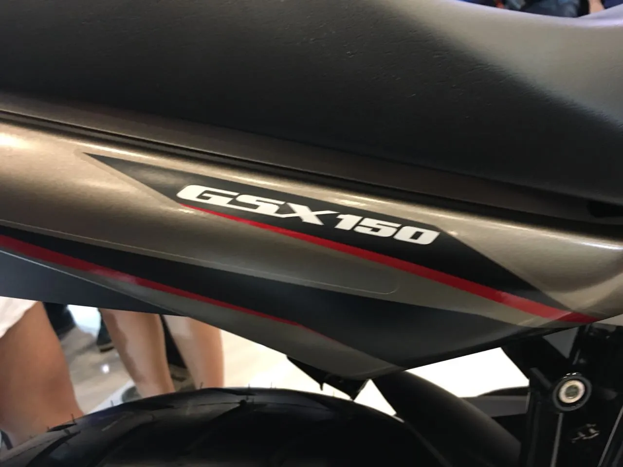 Ảnh chi tiết xe Suzuki GSX 150 Bandit 4