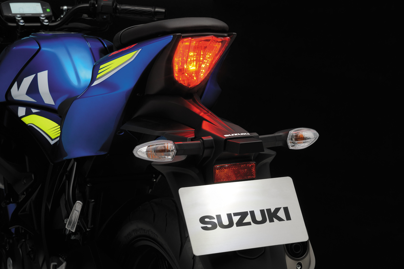 Ảnh chi tiết xe Suzuki GSX S150 13