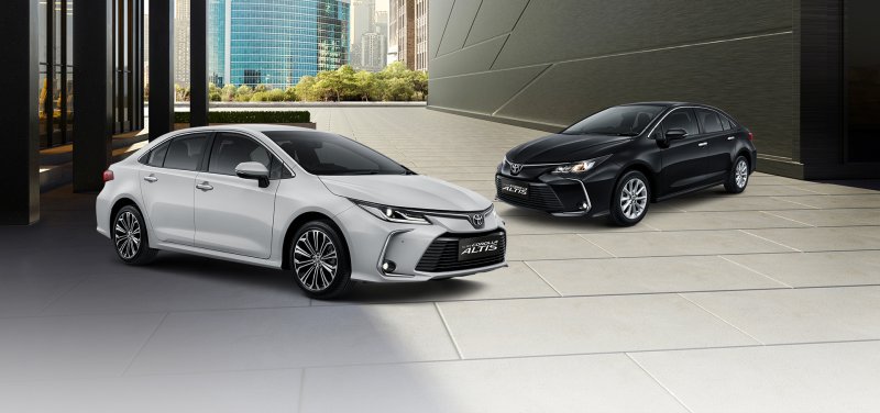 Tải ảnh Corolla Altis Hybrid với từng chi tiết 27