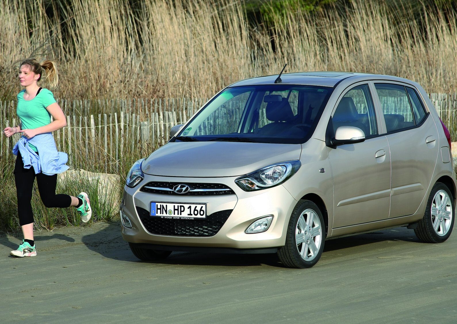 Tải ảnh Hyundai i10 Hatchback chất lượng cao miễn phí 17