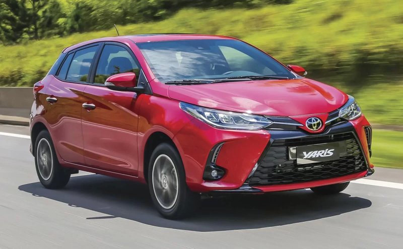 Tải ảnh Toyota Yaris CVT đẹp full HD 10