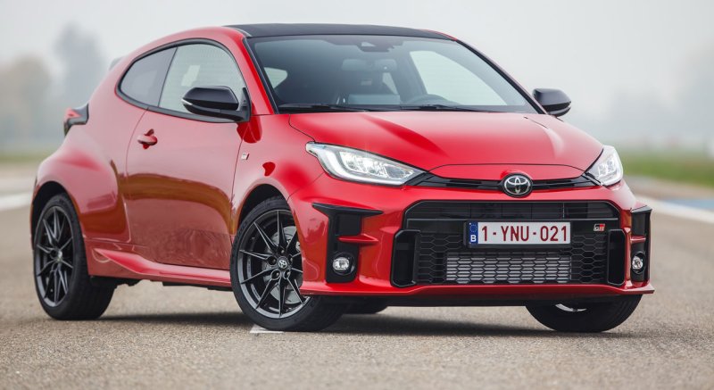 Tải ảnh Toyota Yaris CVT đẹp full HD 18