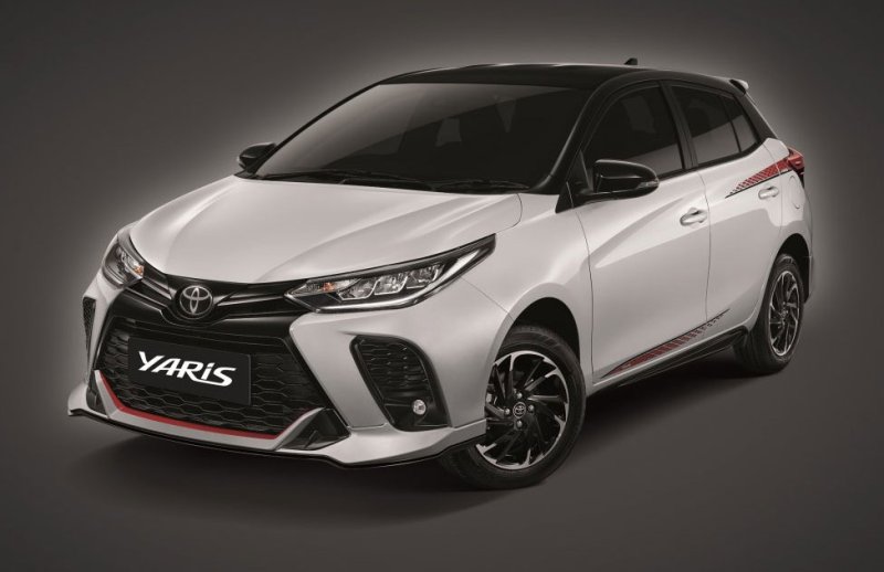 Tải ảnh Toyota Yaris CVT đẹp full HD 19