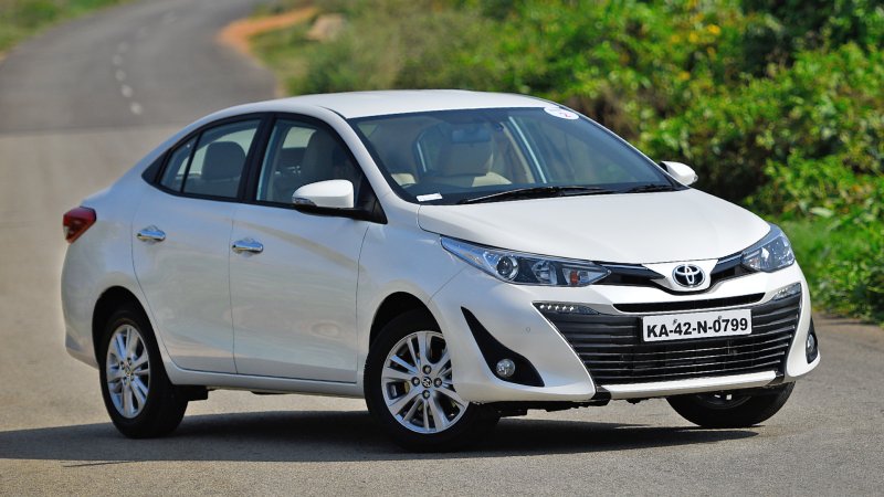 Tải ảnh Toyota Yaris CVT đẹp full HD 21