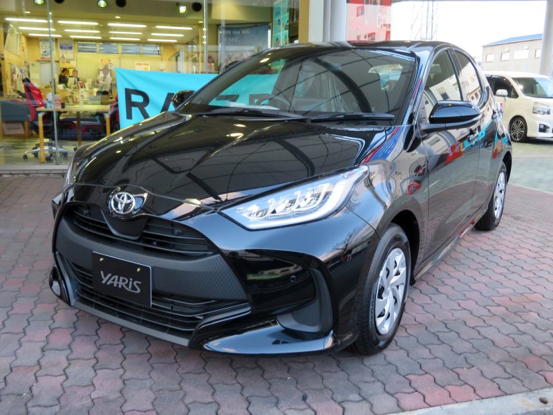 Tải ảnh Toyota Yaris CVT đẹp full HD 28