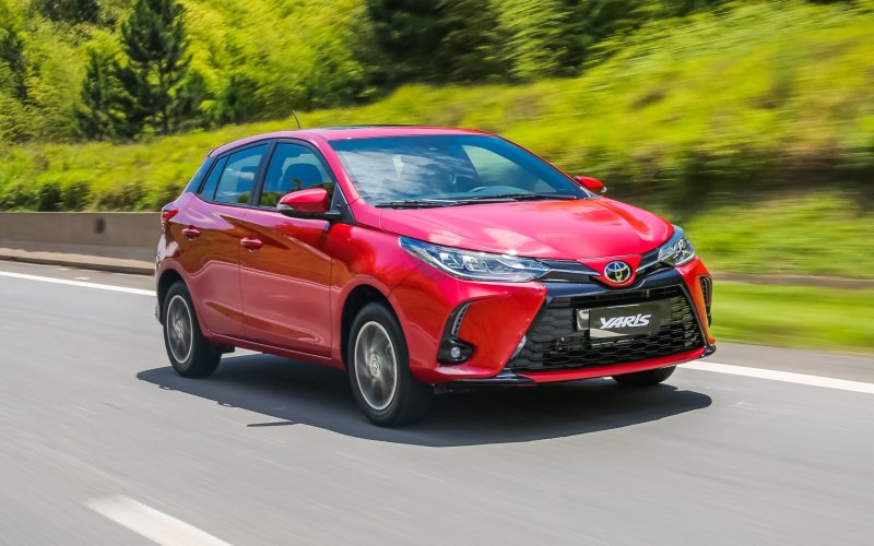 Tải ảnh Toyota Yaris CVT đẹp full HD 41