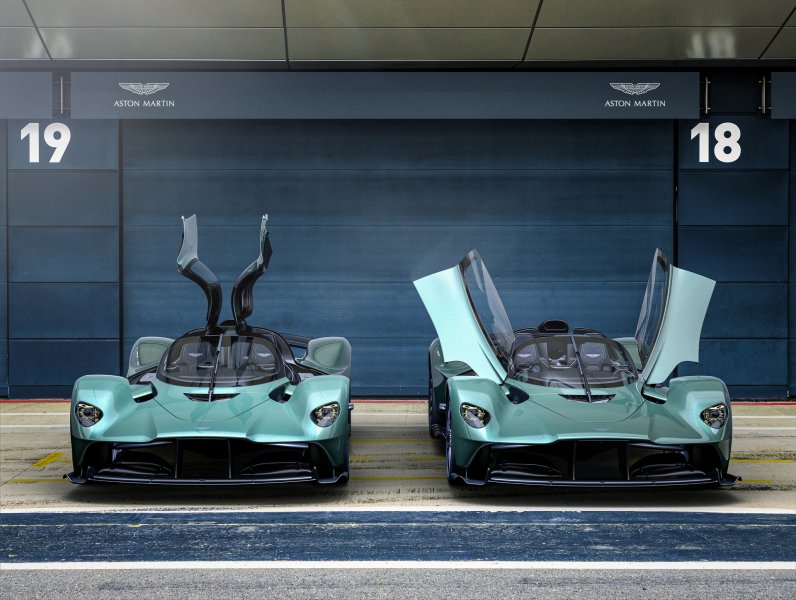 Tải ảnh xe Aston Martin Valkyrie siêu chất 12