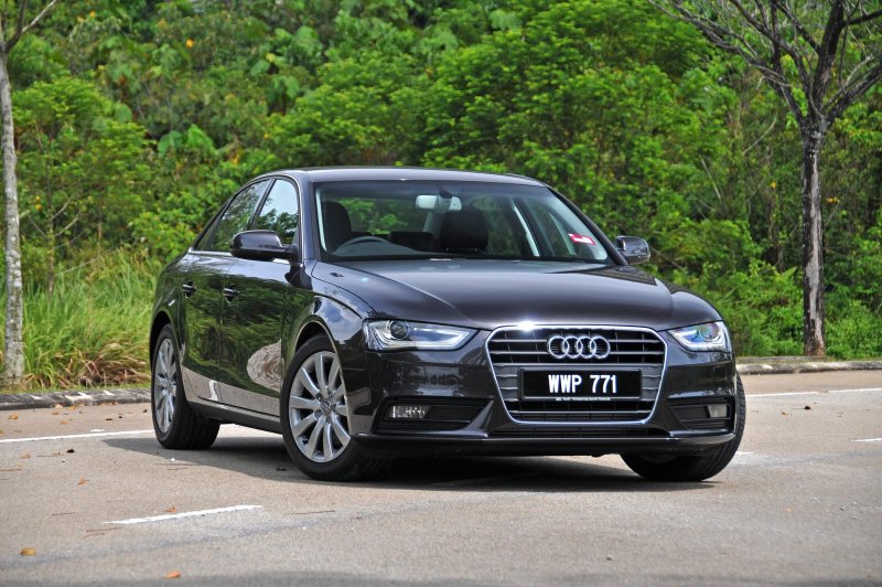 Tải ảnh xe Audi A4 chất lượng cao 13