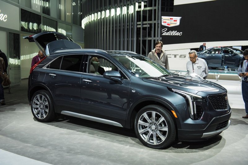 Tải ảnh xe Cadillac XT4 đa dạng 15