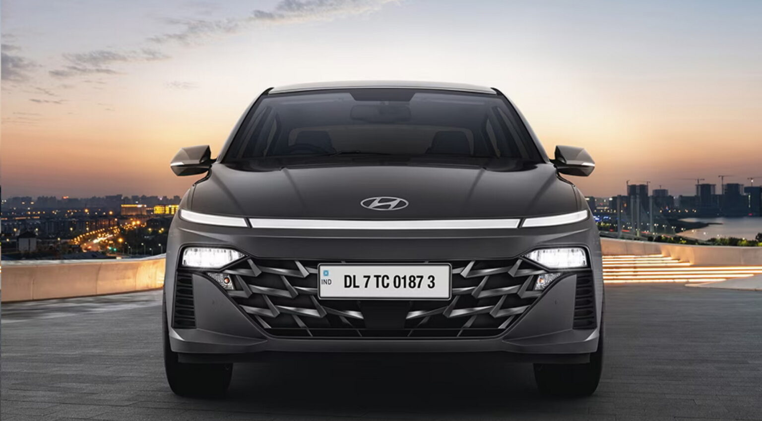 Tải ảnh xe Hyundai Accent cực chi tiết 17