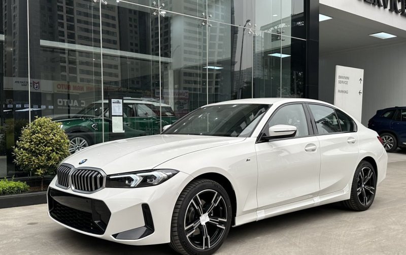 Tải bộ sưu tập hình ảnh BMW 330i đẹp miễn phí 7